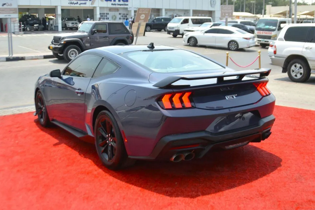 Ford Mustang 2024