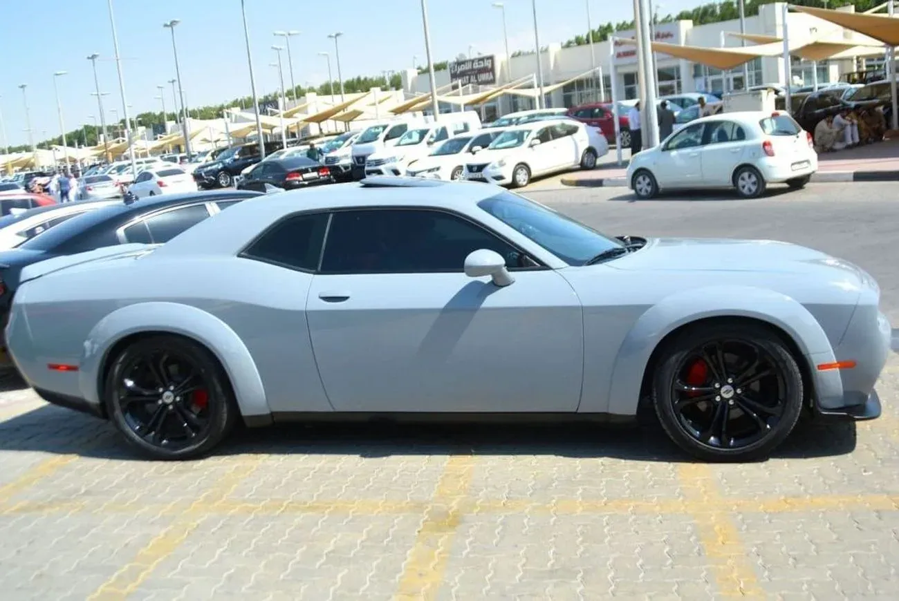 Dodge Challenger