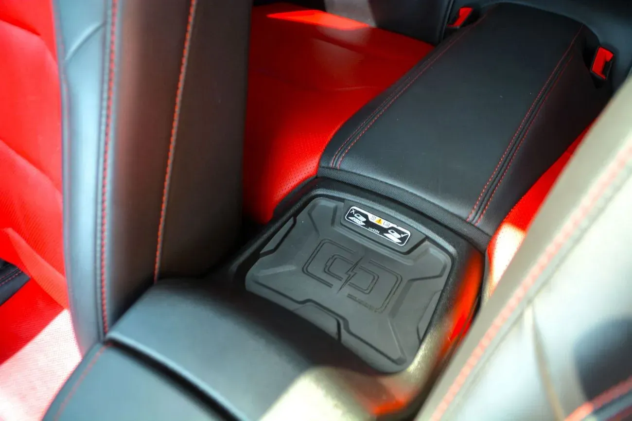 Chevrolet Camaro 2021