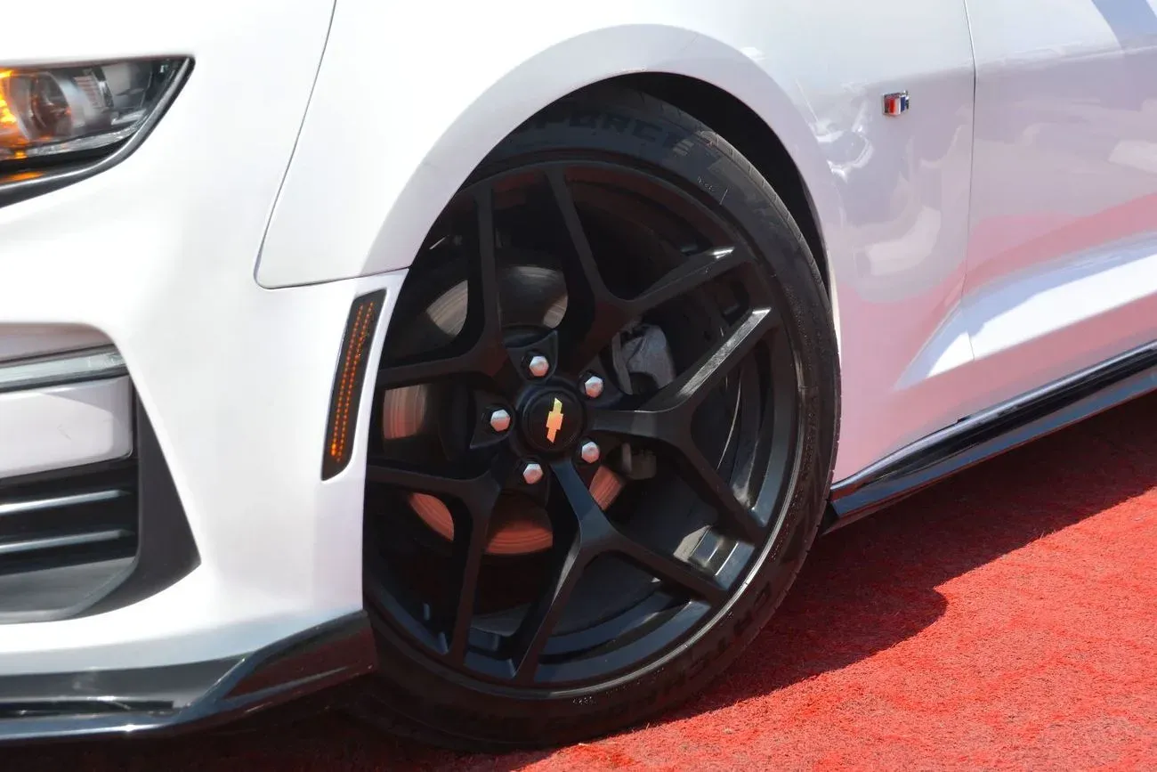 Chevrolet Camaro 2020