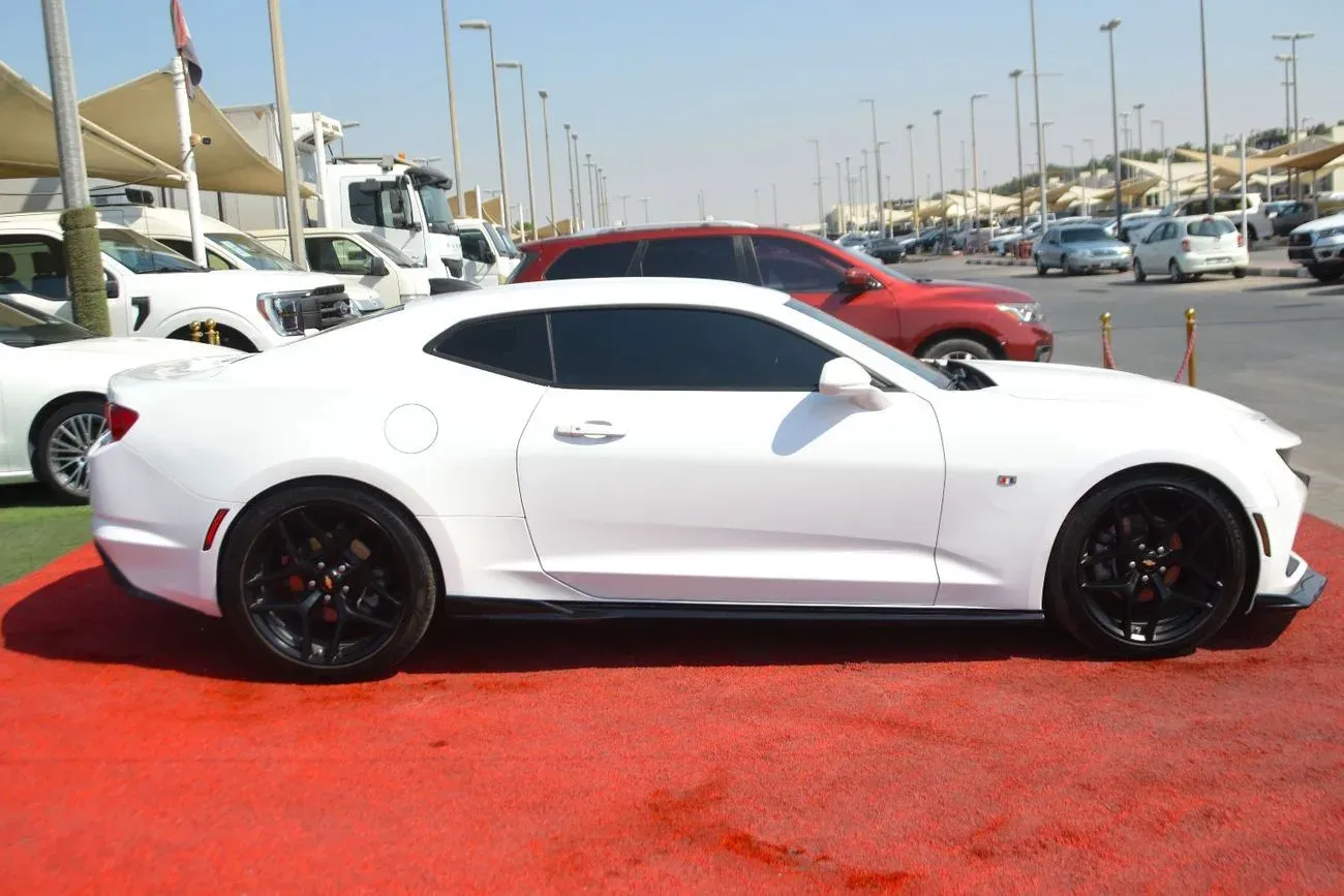 Chevrolet Camaro 2020