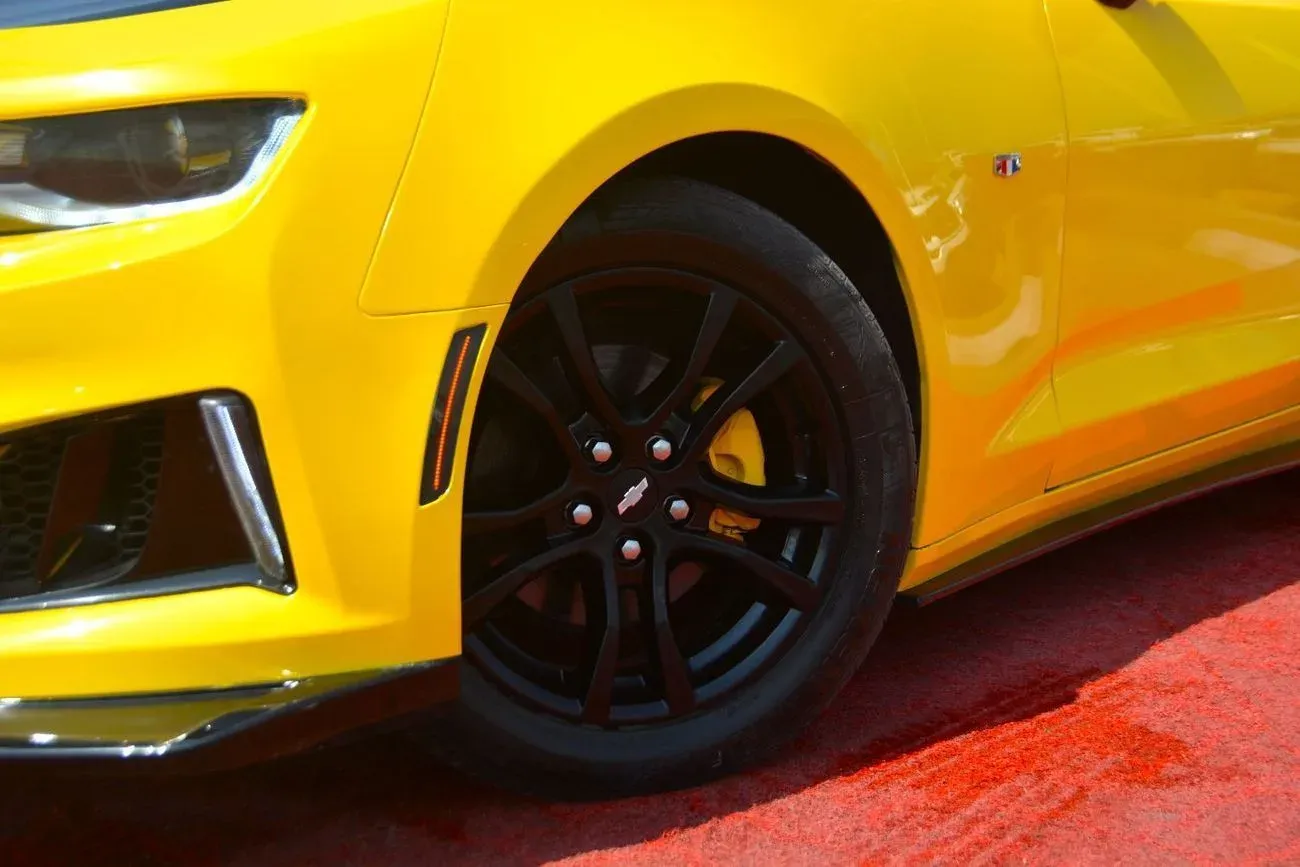 Chevrolet Camaro 2020