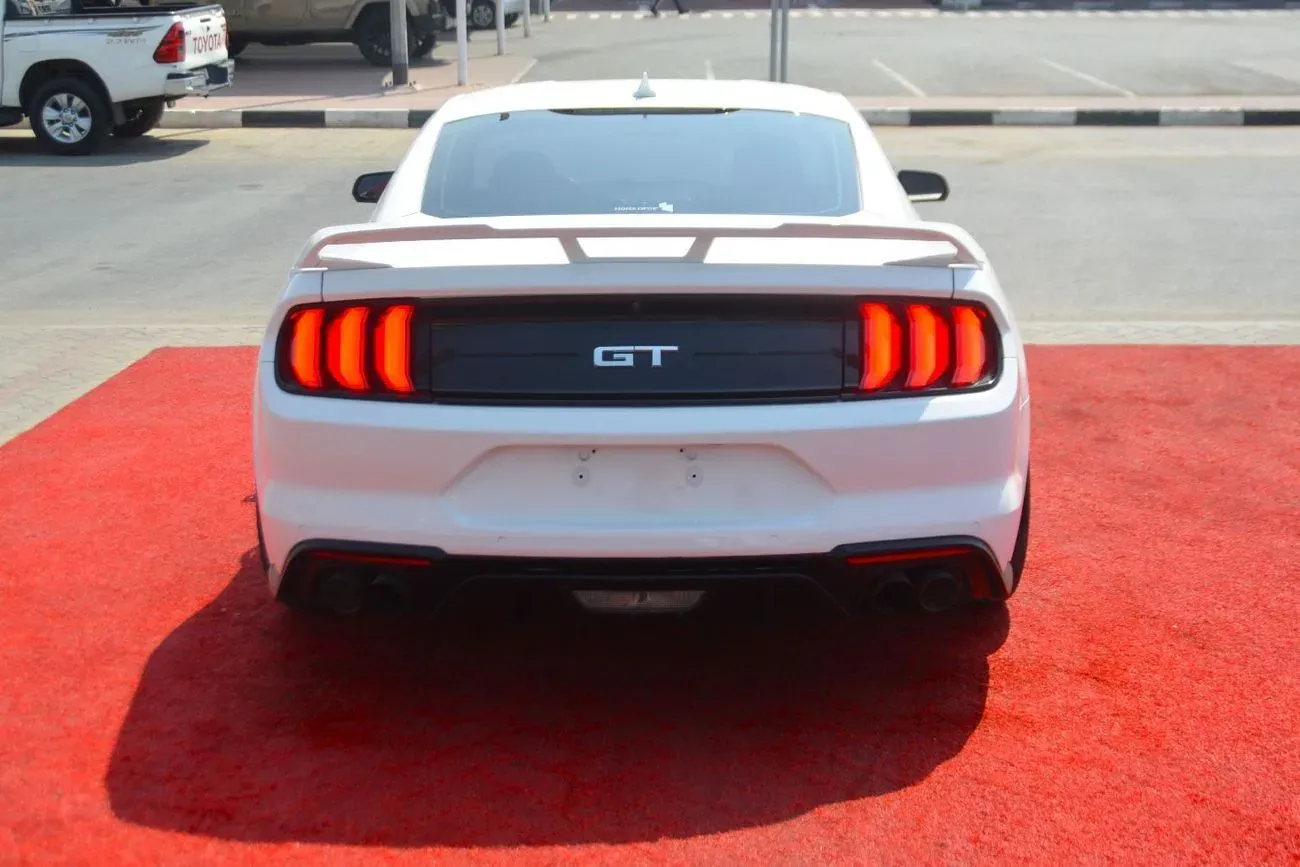 Ford Mustang 2021