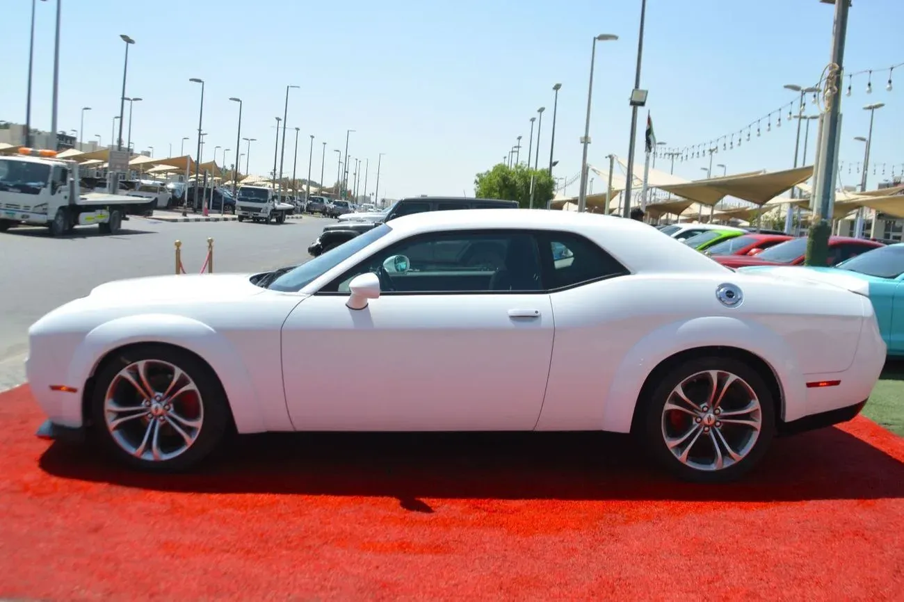 Dodge Challenger 2021