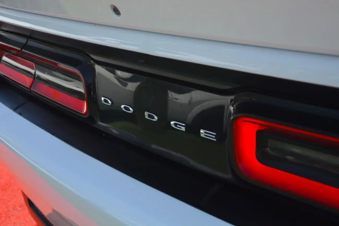Dodge Challenger 2021