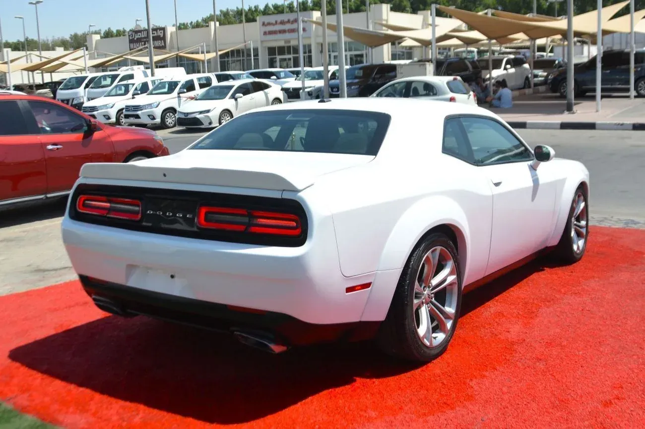 Dodge Challenger 2021