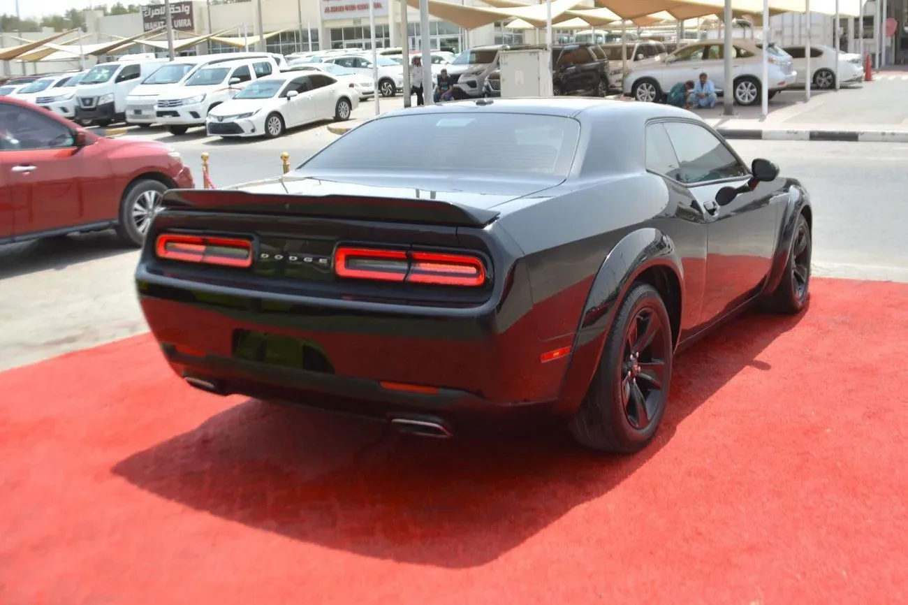 Dodge Challenger 2021
