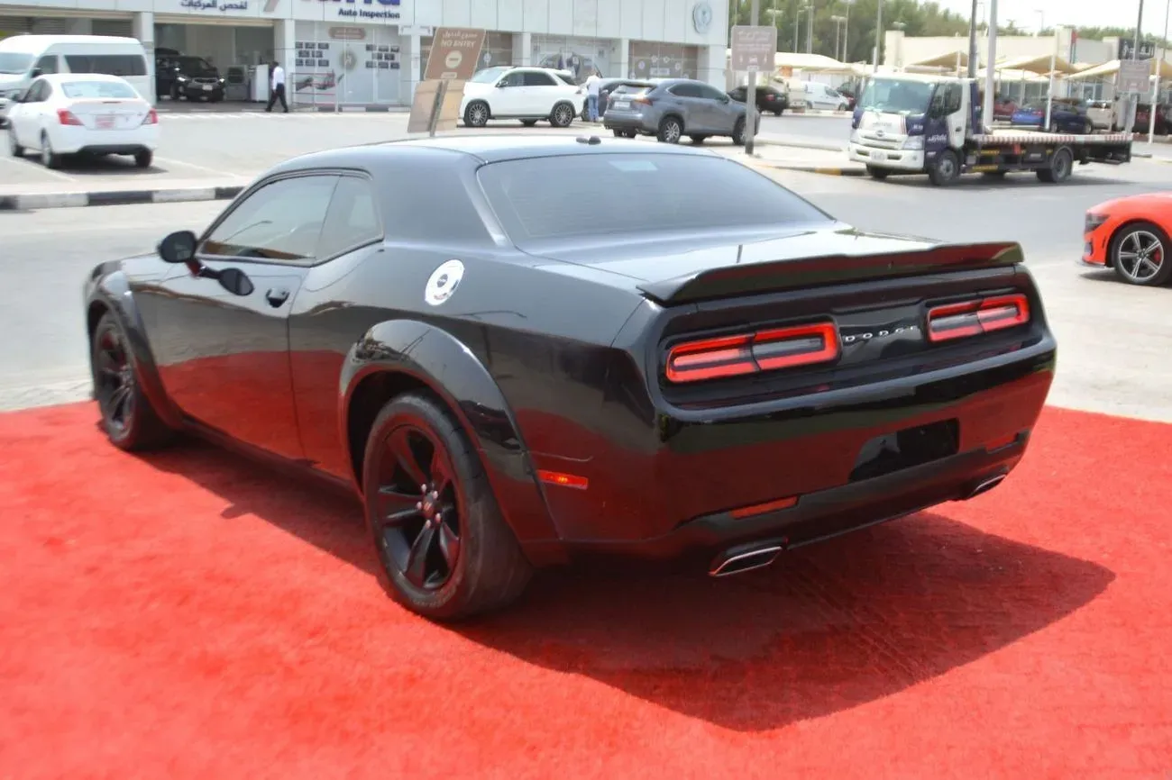 Dodge Challenger 2021