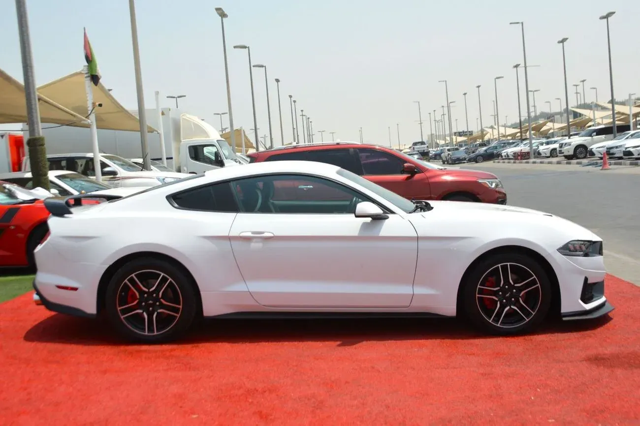 Ford Mustang 2020