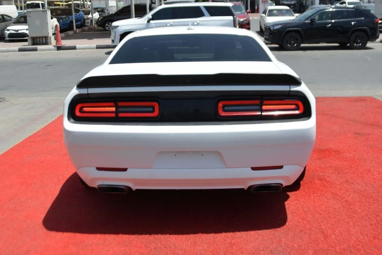 Dodge Challenger 2020