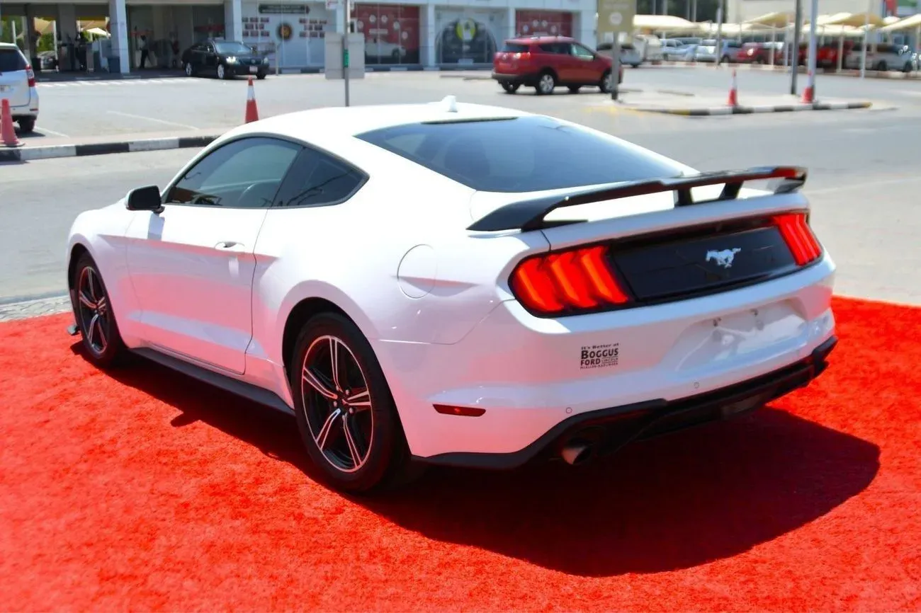 Ford Mustang 2024