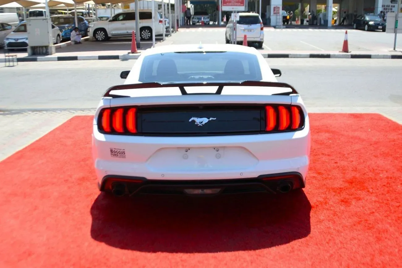 Ford Mustang 2024