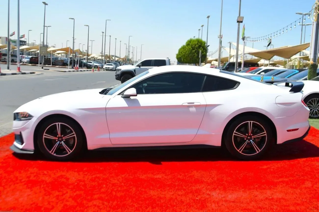 Ford Mustang 2024