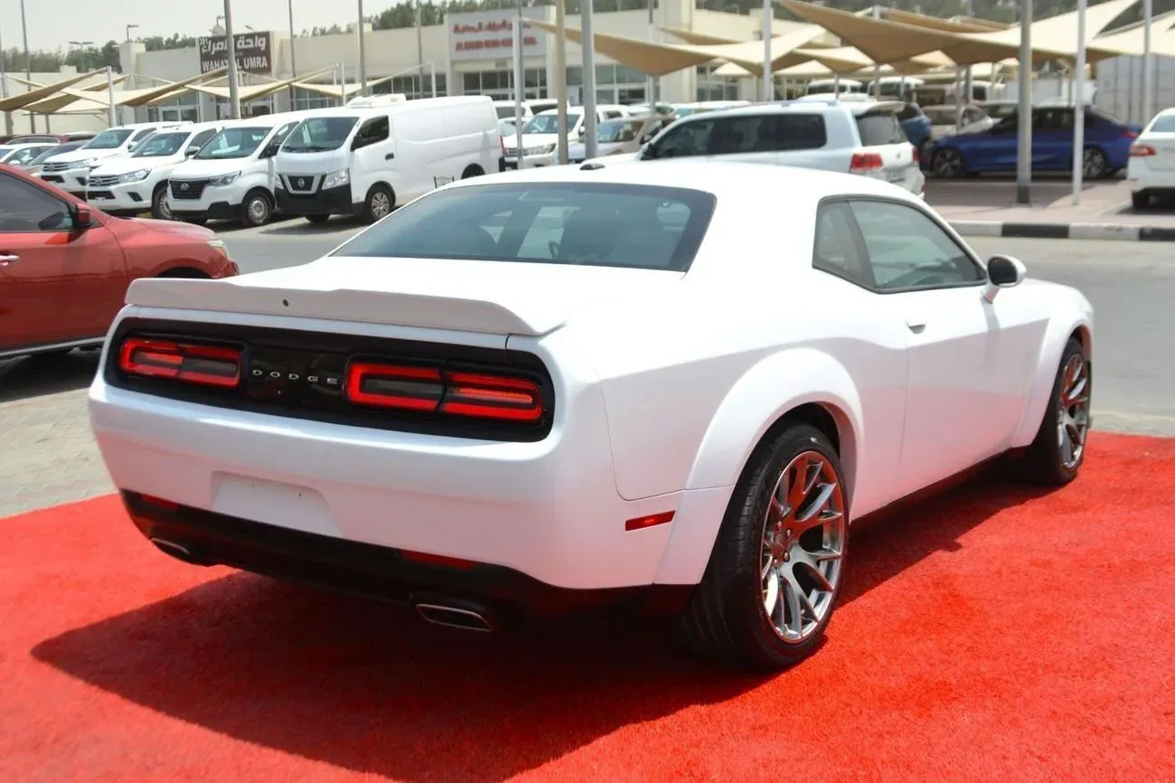 Dodge Challenger 2021