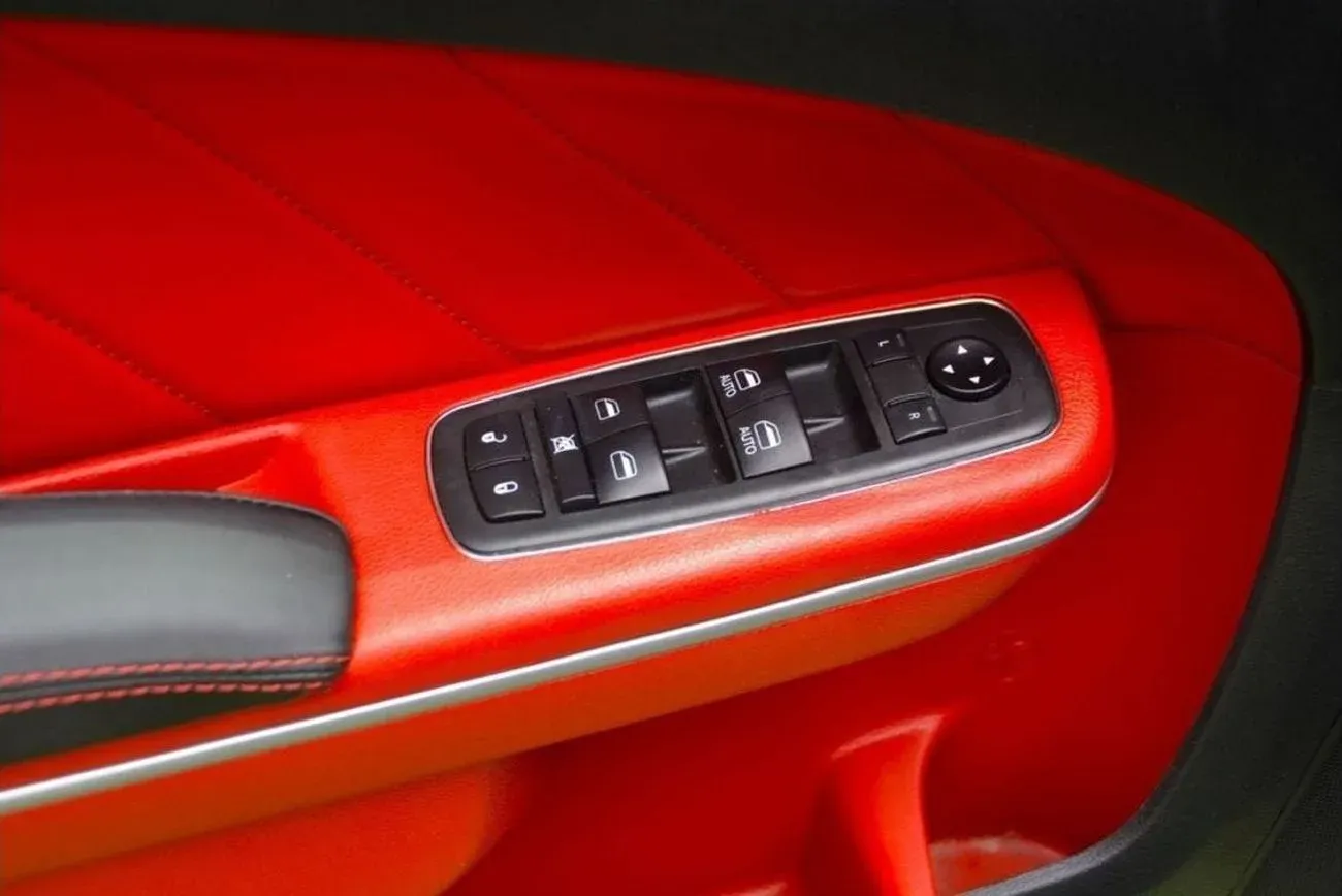 Dodge Charger 2020