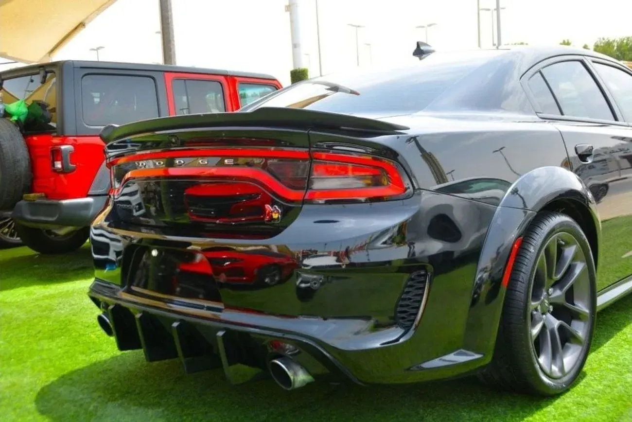 Dodge Charger 2020
