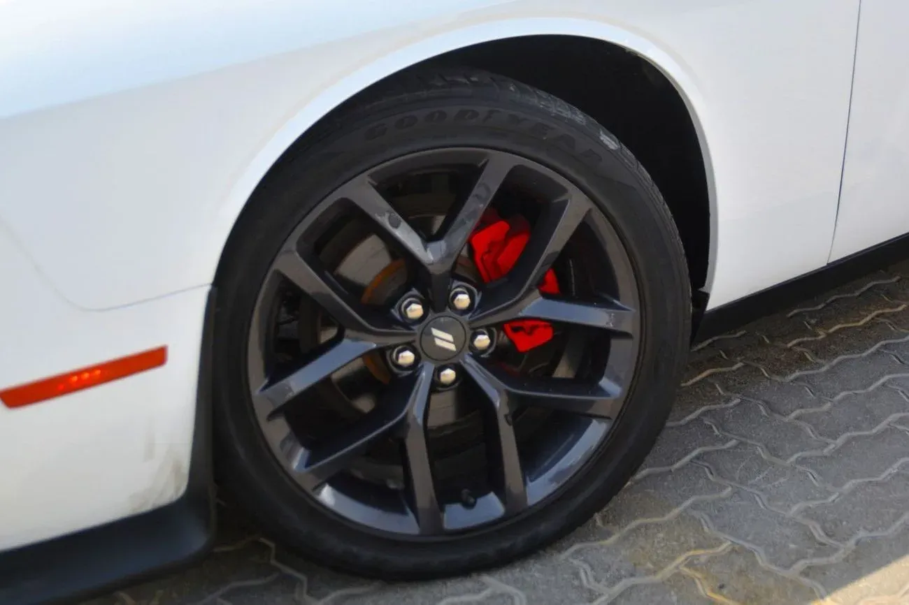 Dodge Challenger 2021