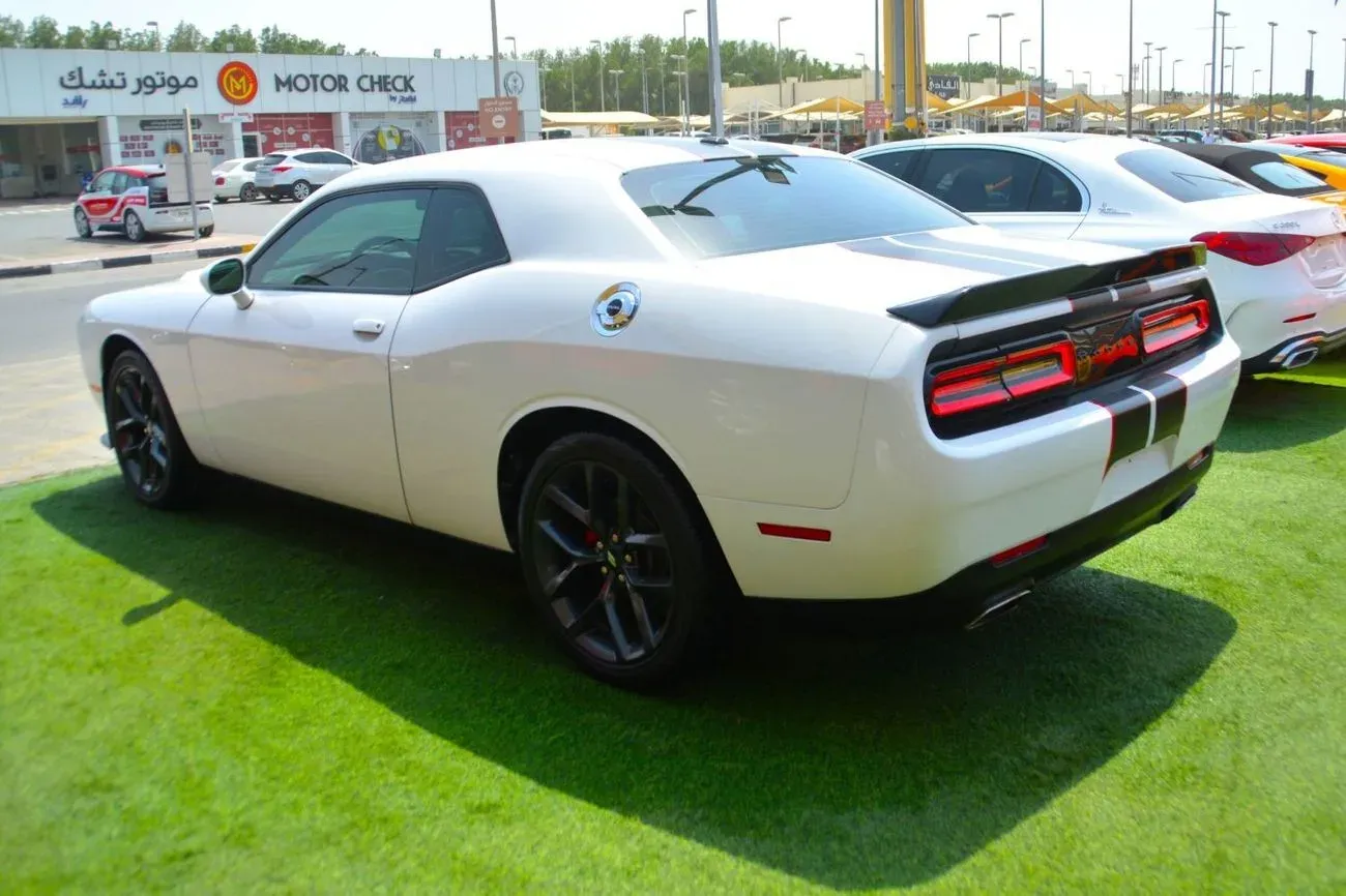 Dodge Challenger 2021