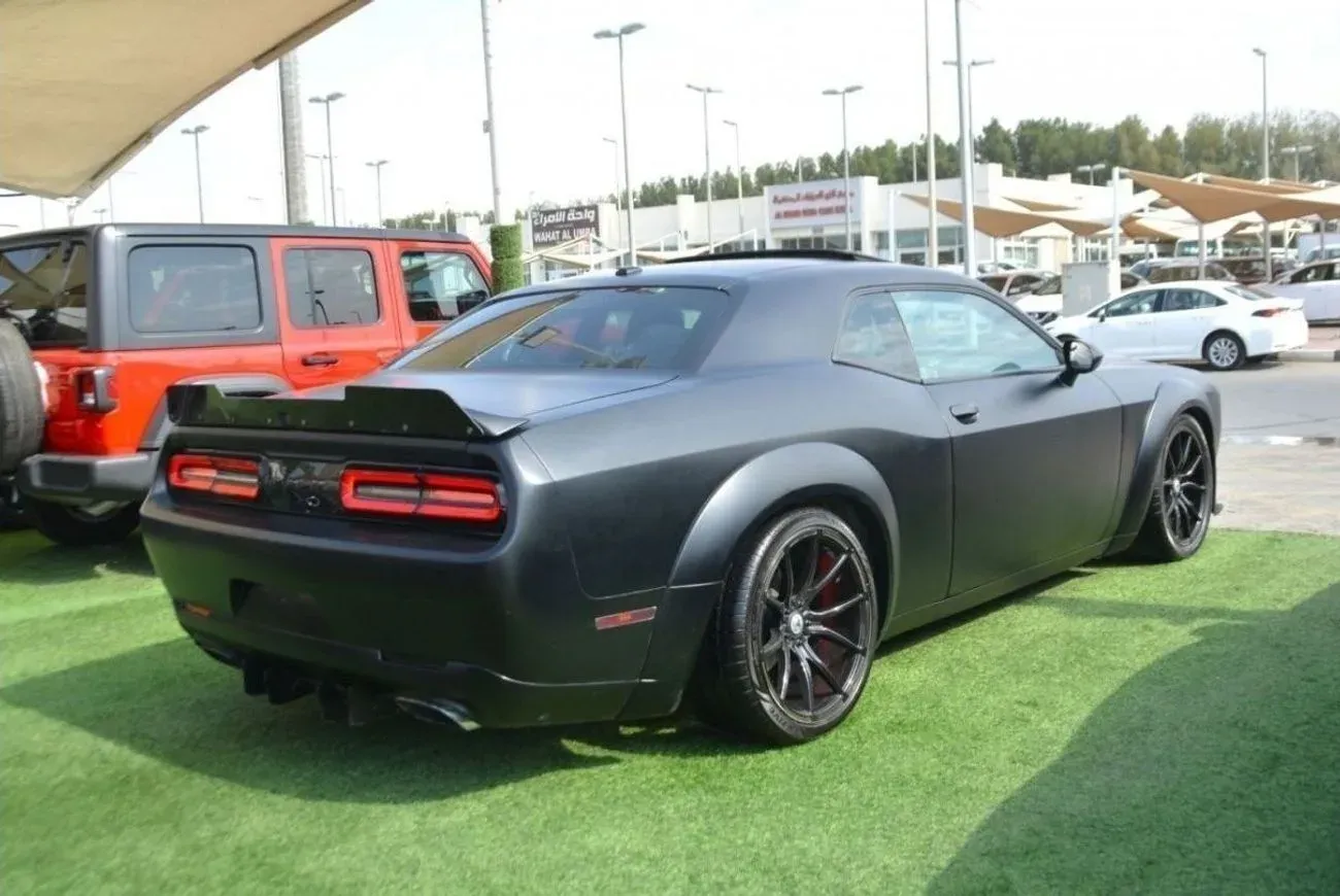 Dodge Challenger 2020