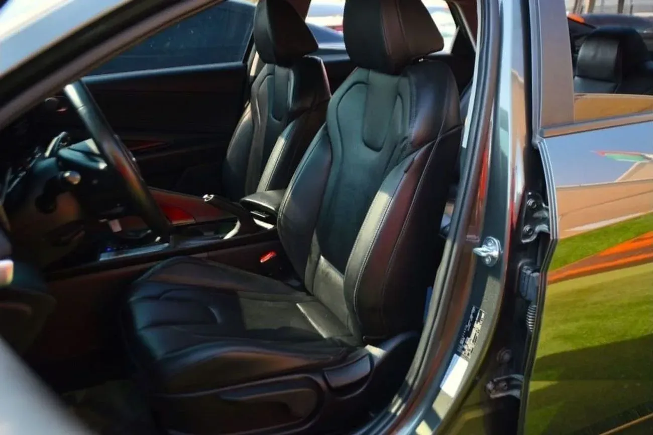 Hyundai Elantra 2021
