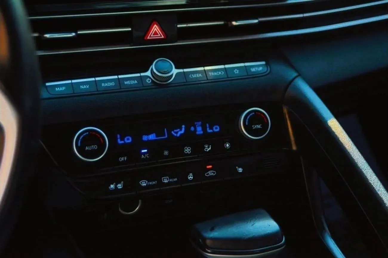 Hyundai Elantra 2021