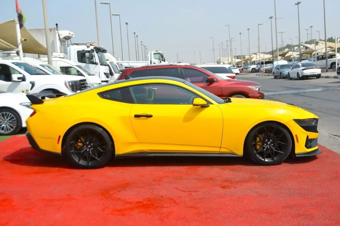 Ford Mustang 2024