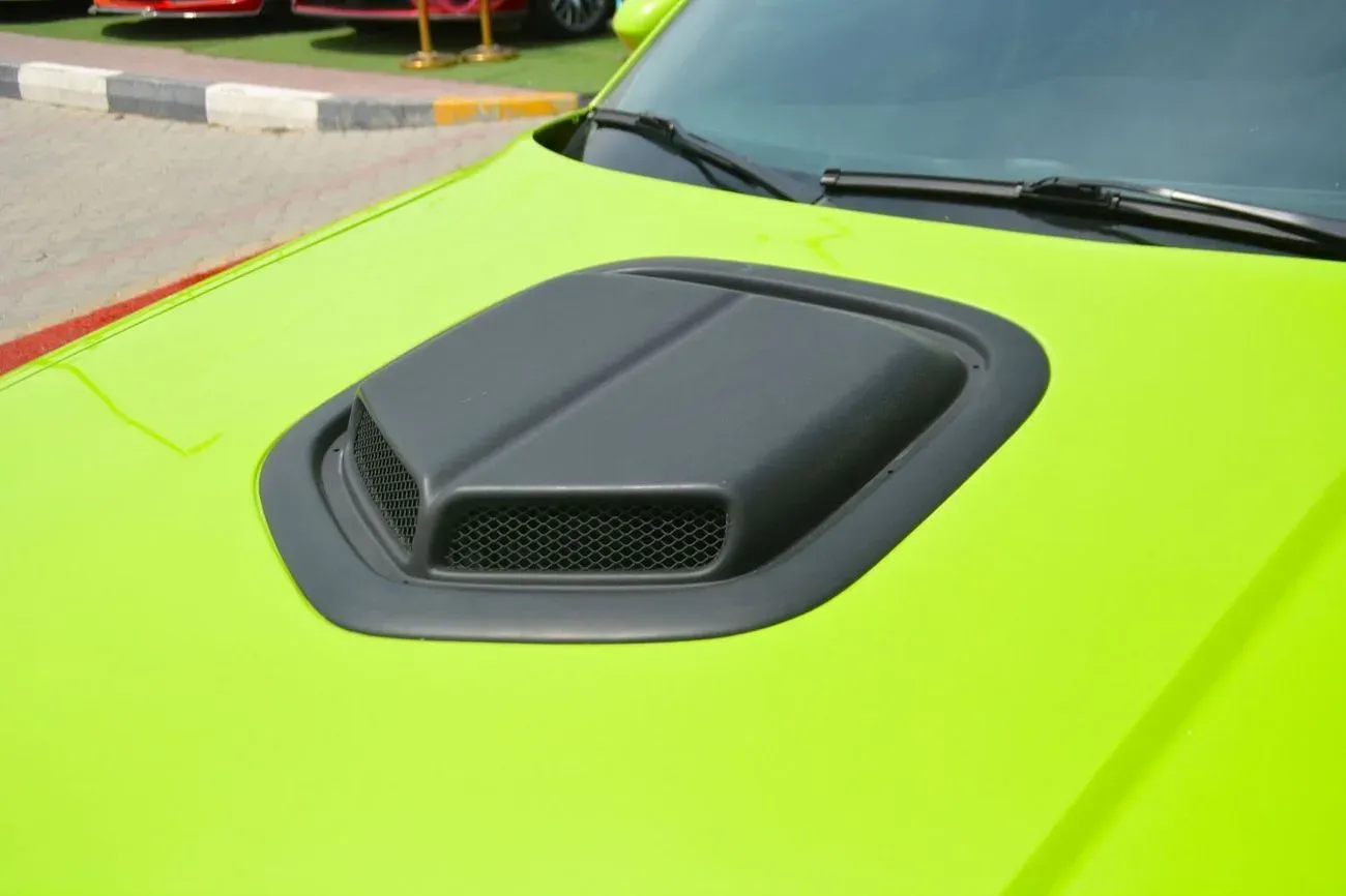 Dodge Challenger