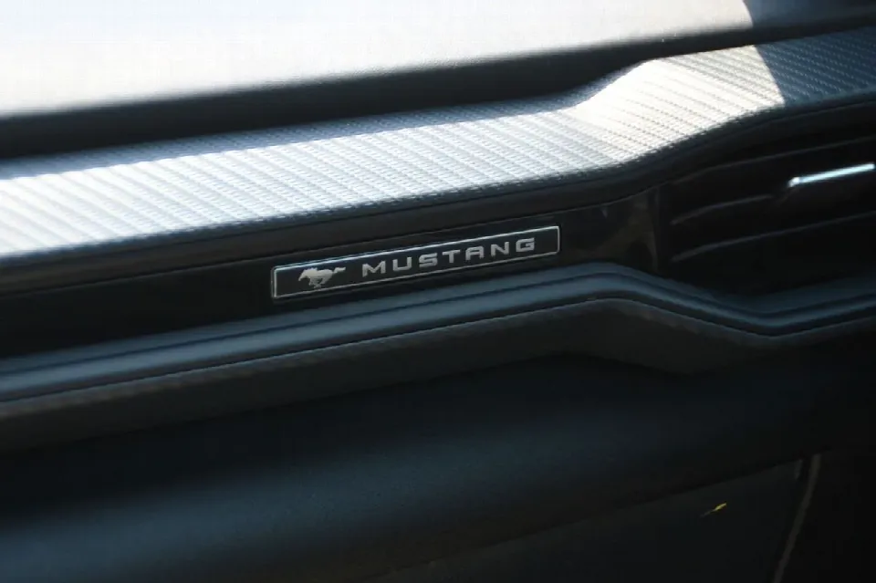 Ford Mustang 2024 — photo 18