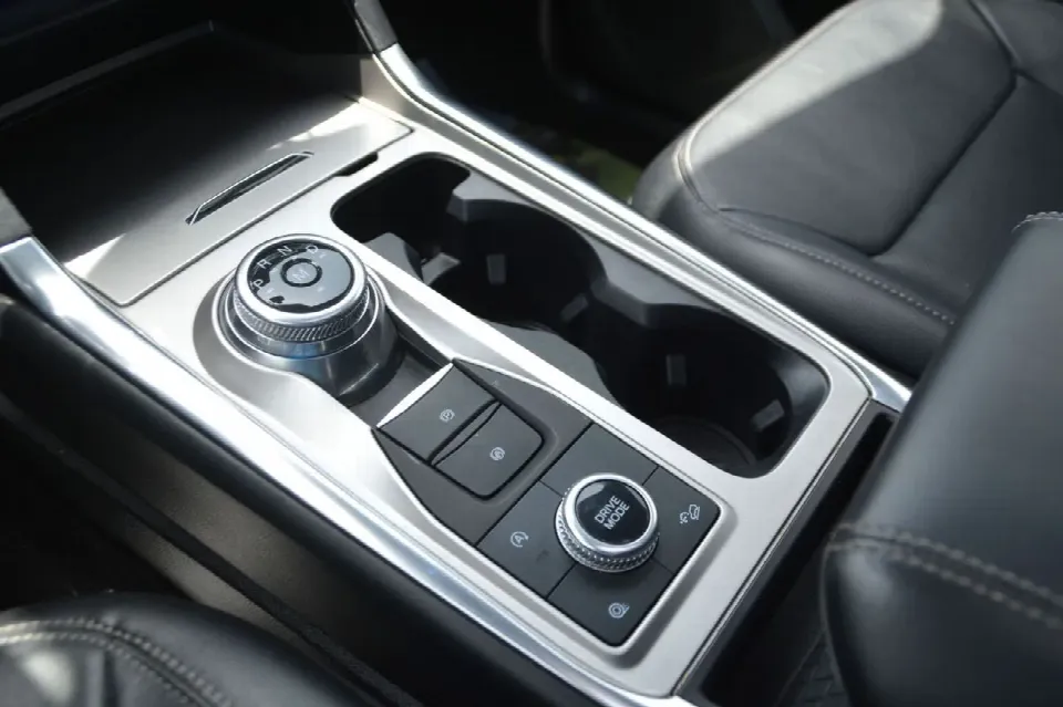 Ford Explorer 2020 — фото 14