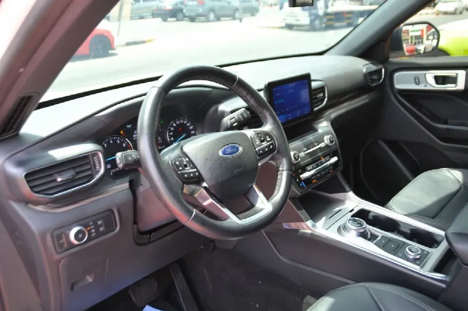 Ford Explorer 2020 — фото 13
