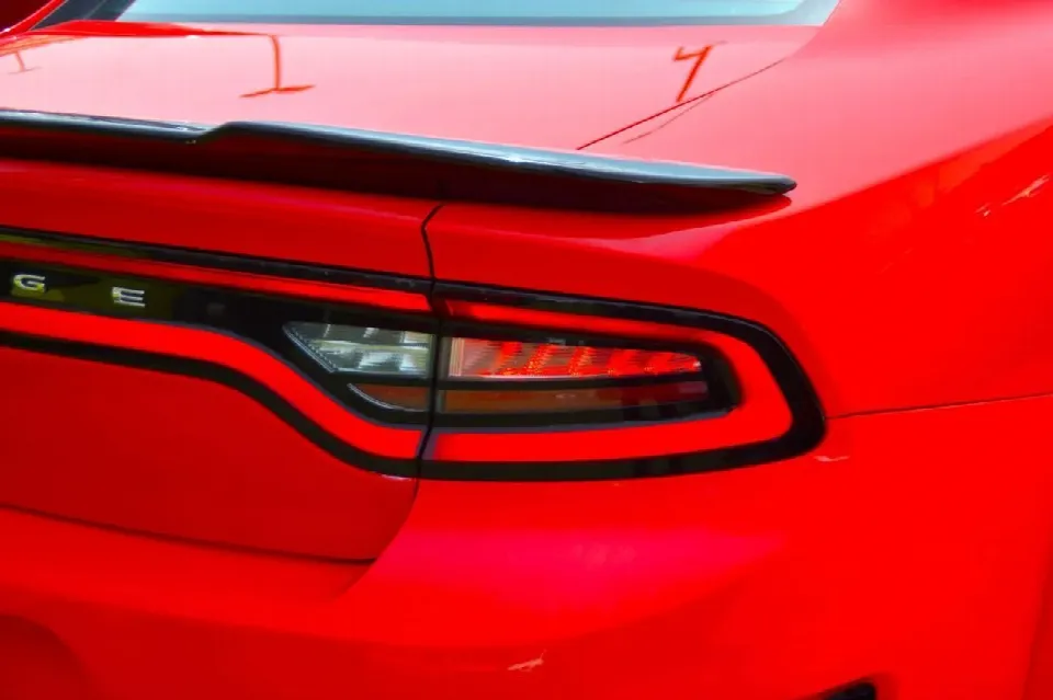 Dodge Charger 2022 — photo 9