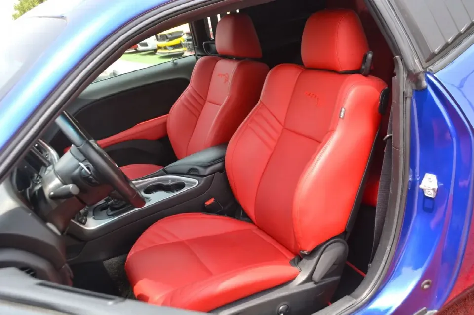 Dodge Challenger 2022 — الصورة 9