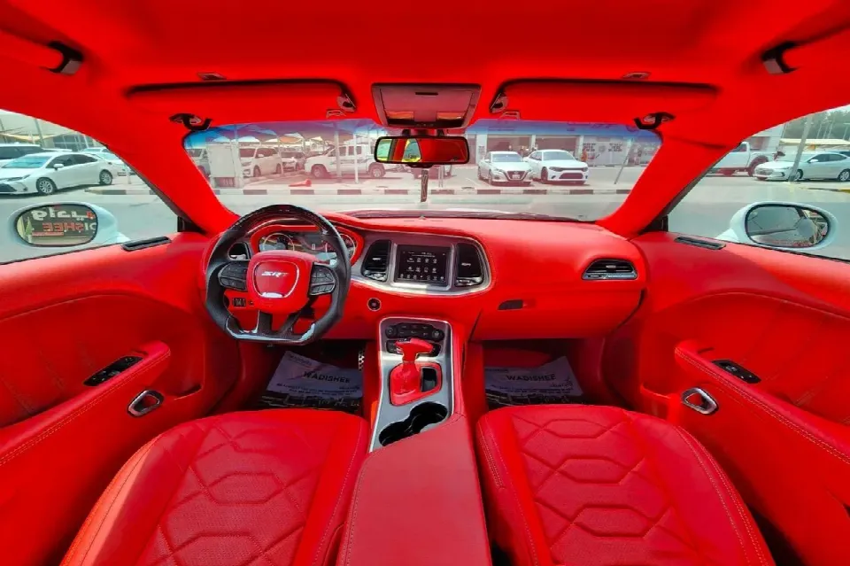 Dodge Challenger 2022 — photo 3