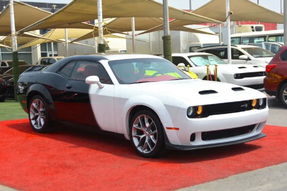 Dodge Challenger 2022 — photo 4