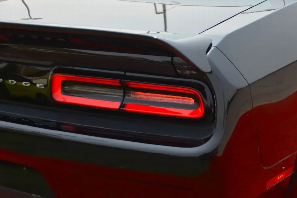 Dodge Challenger 2022 — photo 9