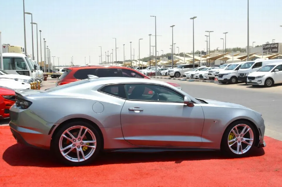 Chevrolet Camaro — photo 11