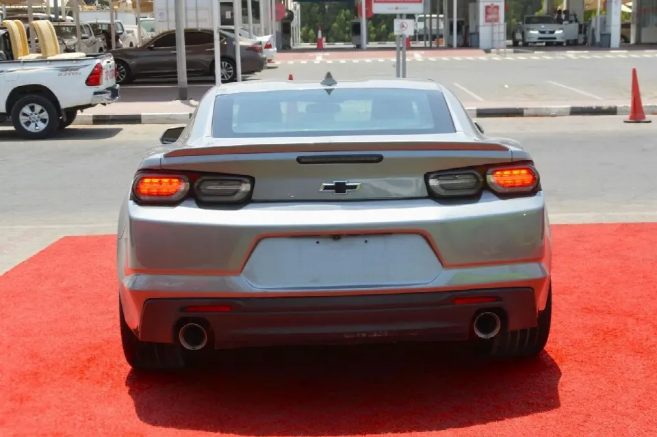 Chevrolet Camaro — photo 8