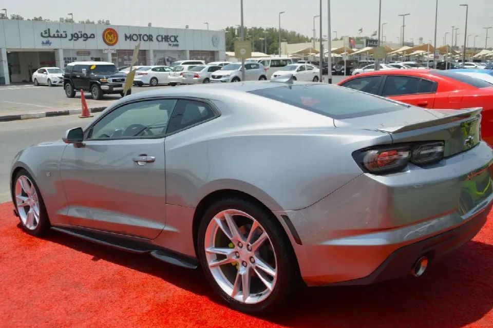 Chevrolet Camaro — photo 12