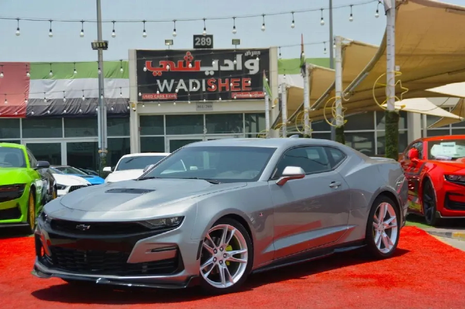 Chevrolet Camaro — photo 1
