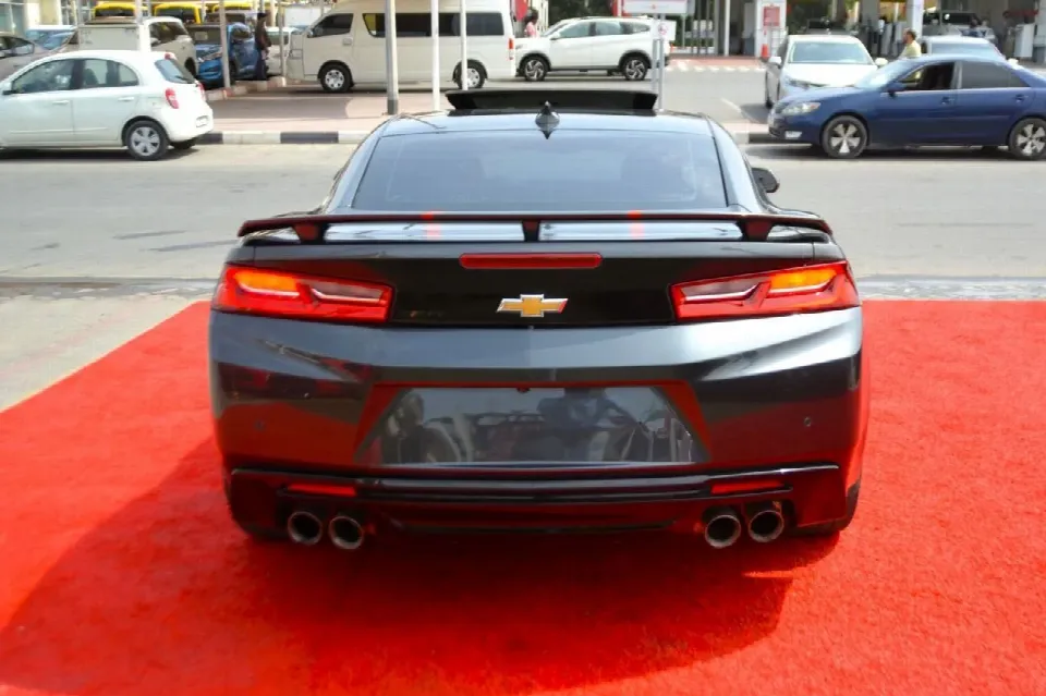 Chevrolet Camaro — photo 7