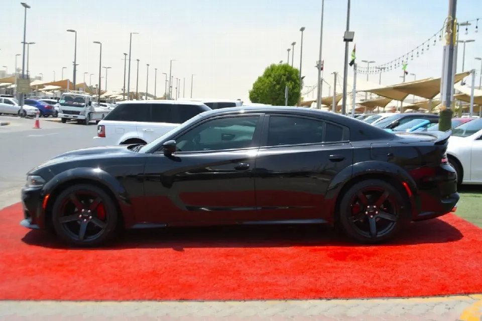 Dodge Charger — photo 15