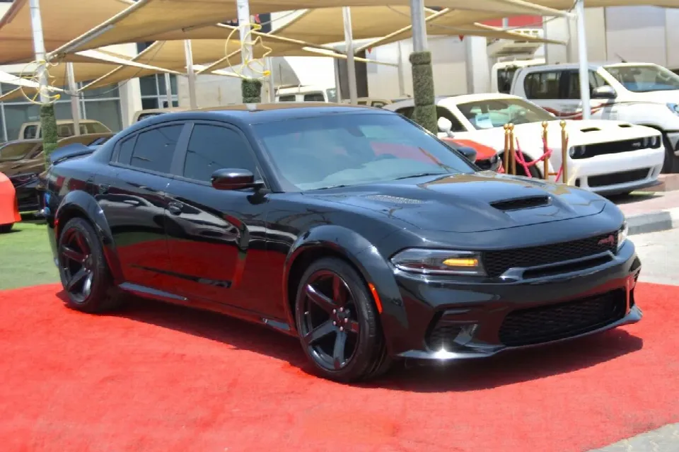 Dodge Charger — photo 3