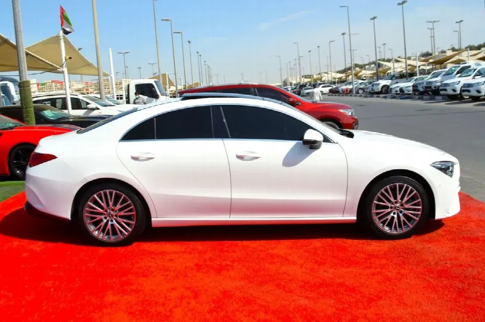 Mercedes-Benz CLA 250 2020 — الصورة 17
