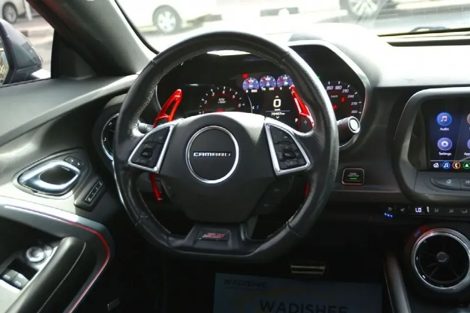 Chevrolet Camaro 2019 — photo 19