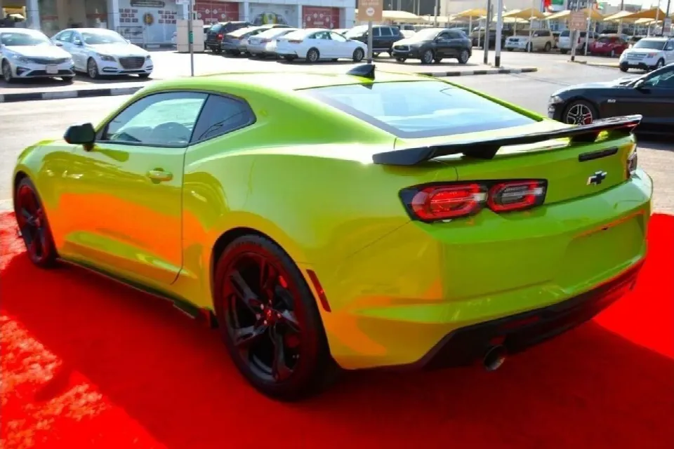 Chevrolet Camaro — photo 4