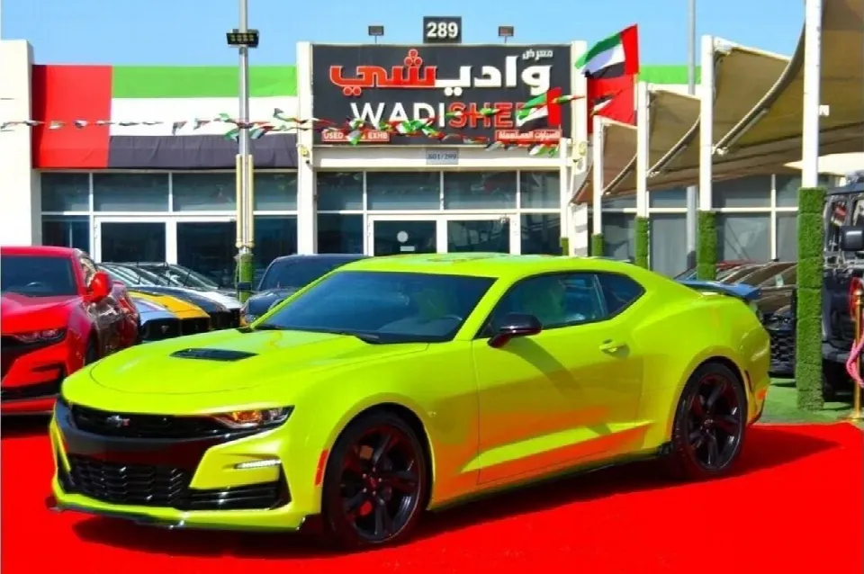 Chevrolet Camaro — photo 1