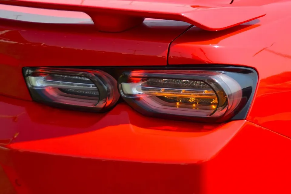 Chevrolet Camaro 2021 — الصورة 9