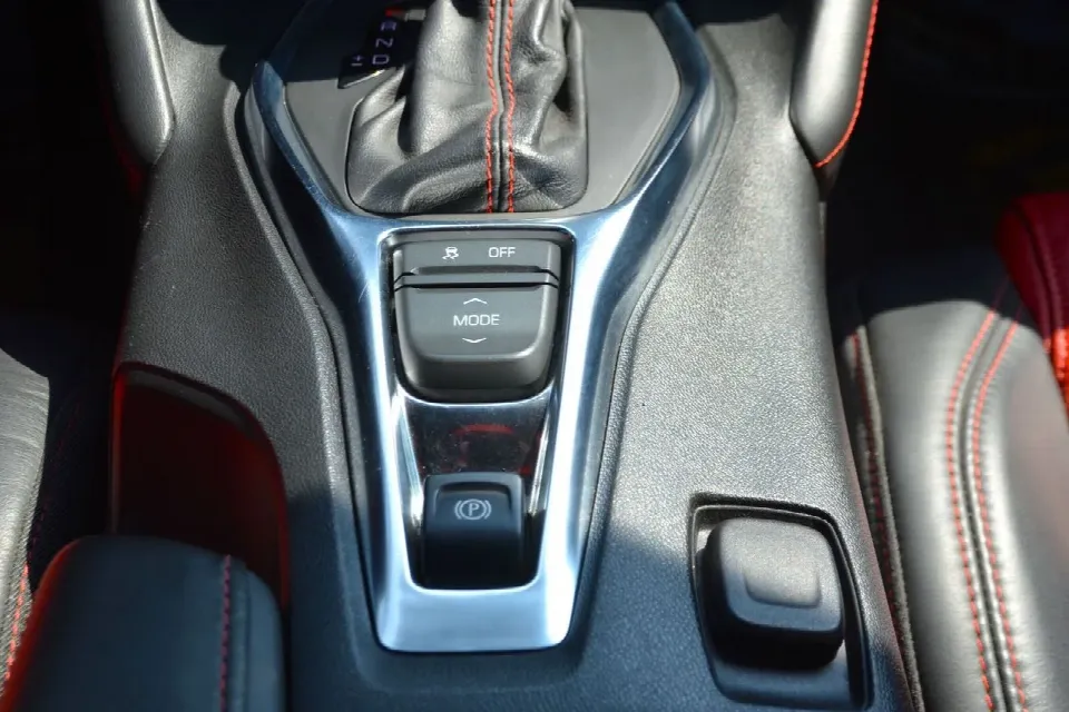Chevrolet Camaro 2021 — الصورة 21