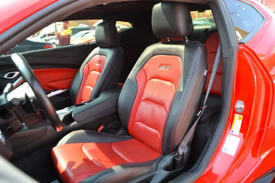 Chevrolet Camaro 2021 — الصورة 14