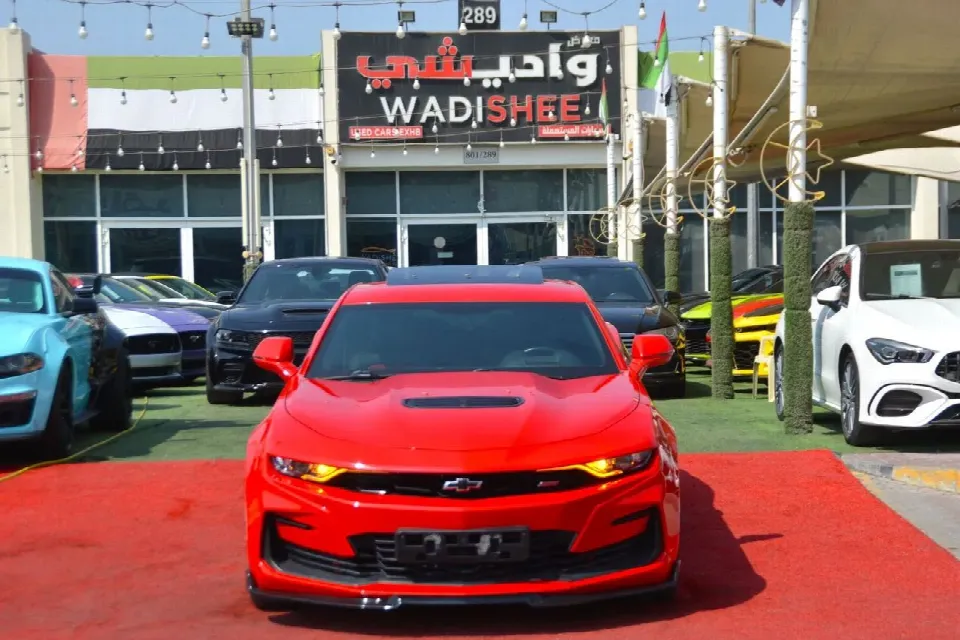 Chevrolet Camaro 2021 — الصورة 2